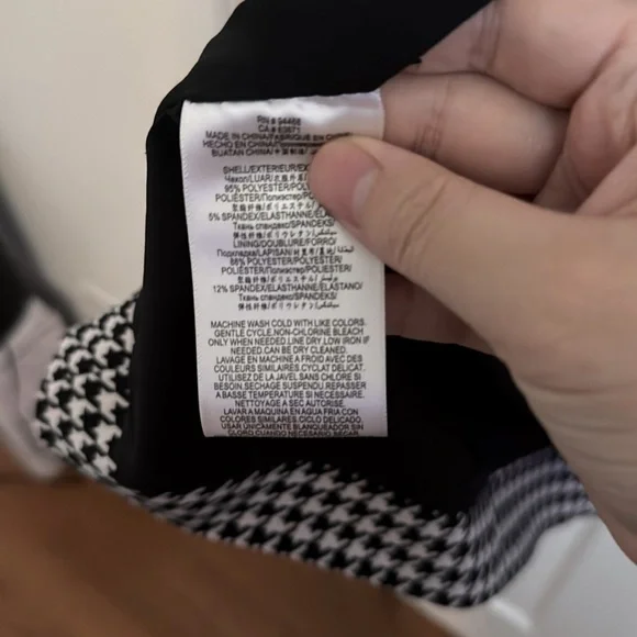 BCBGeneration Houndstooth Shacket - Picture 8 of 8